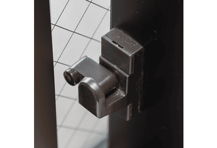 指はさみ防止サッシ